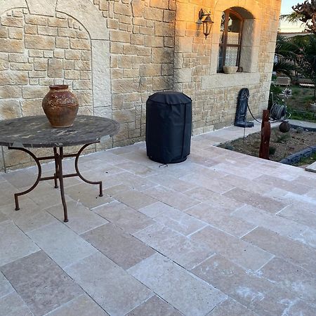 Studio Nimes Ngoại thất bức ảnh