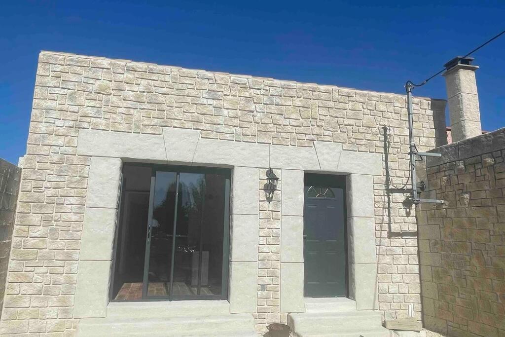 Studio Nimes Ngoại thất bức ảnh